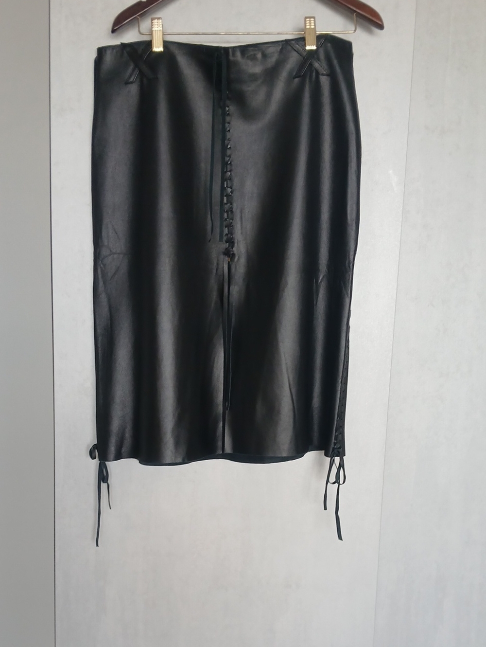 Dolce&Gabbana 100% Real Leather skirt.Made In Italy